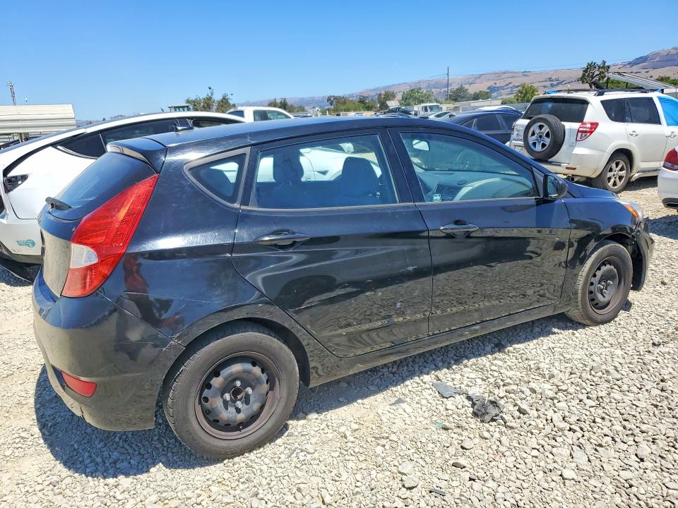 Photo 3 from auction – 2017 HYUNDAI ACCENT with VIN KMHCT5AE4HU343986