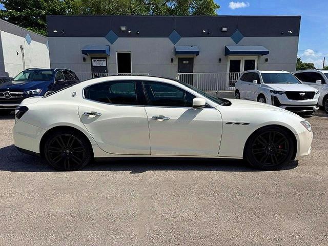 Photo 13 from auction – 2014 MASERATI GHIBLI with VIN ZAM57RTA9E1086058
