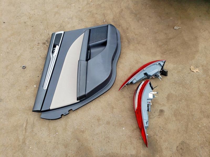 Photo 12 from auction – 2020 FORD FUSION with VIN 3FA6P0G72LR227810