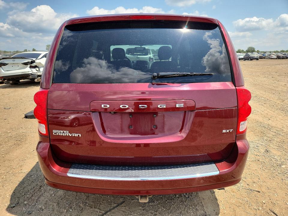 Photo 6 from auction – 2017 DODGE GRAND CARAVAN with VIN 2C4RDGCG4HR649704
