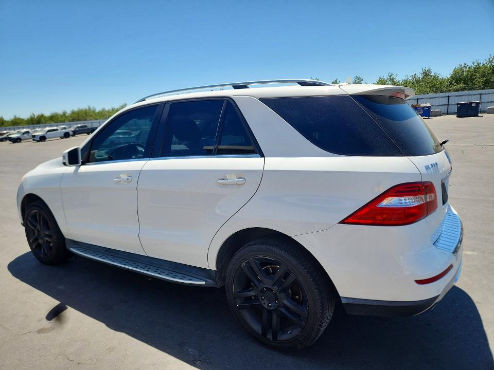 Photo 2 from auction – 2015 MERCEDES-BENZ ML with VIN 4JGDA5HBXFA567946