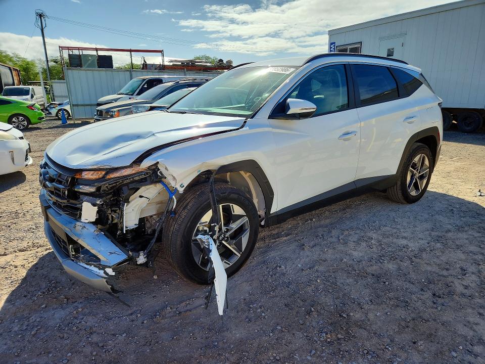 HYUNDAI TUCSON 2026 with VIN KM8JCDD13TU405090 - Photo from auction