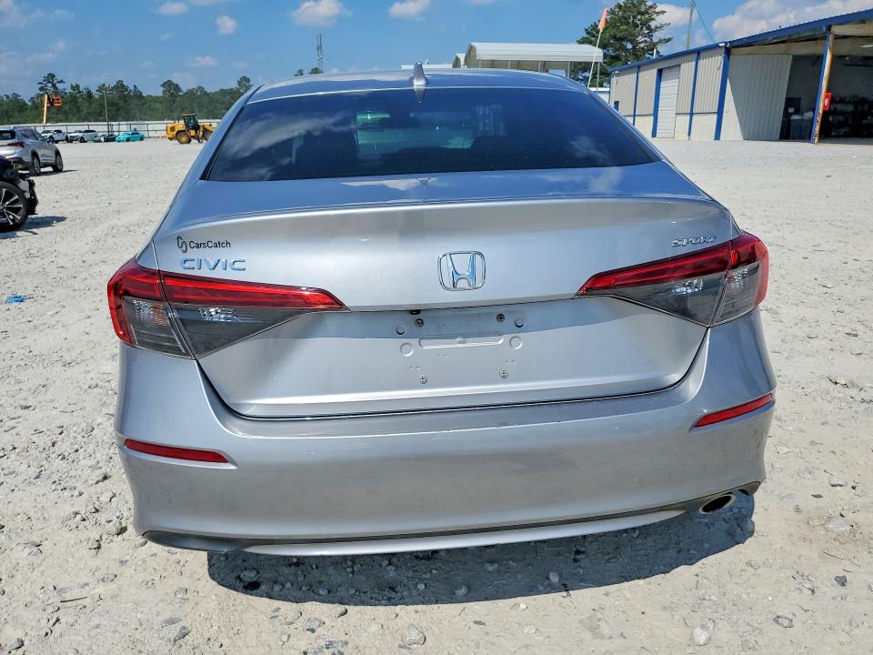Photo 6 from auction – 2022 HONDA CIVIC with VIN 2HGFE2F56NH533162
