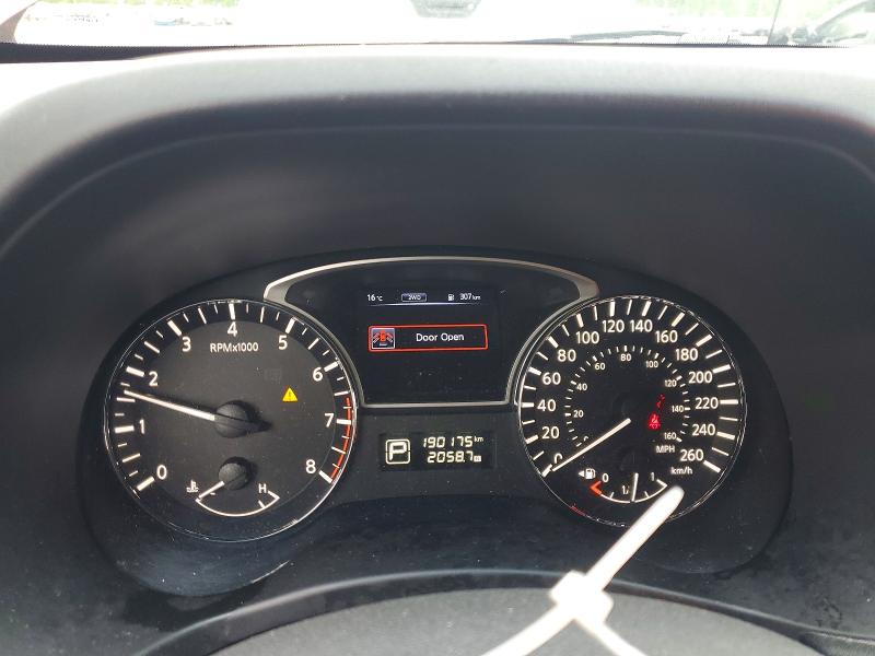 Photo 9 from auction – 2015 NISSAN PATHFINDER with VIN 5N1AR2MM4FC629685