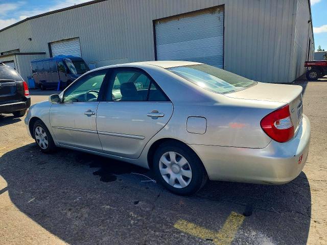Photo 2 from auction – 2003 TOYOTA CAMRY with VIN 4T1BE32K13U128976
