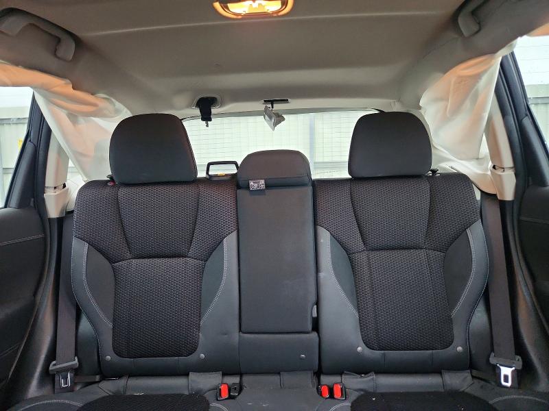 Photo 10 from auction – 2019 SUBARU FORESTER with VIN JF2SKAECXKH563851