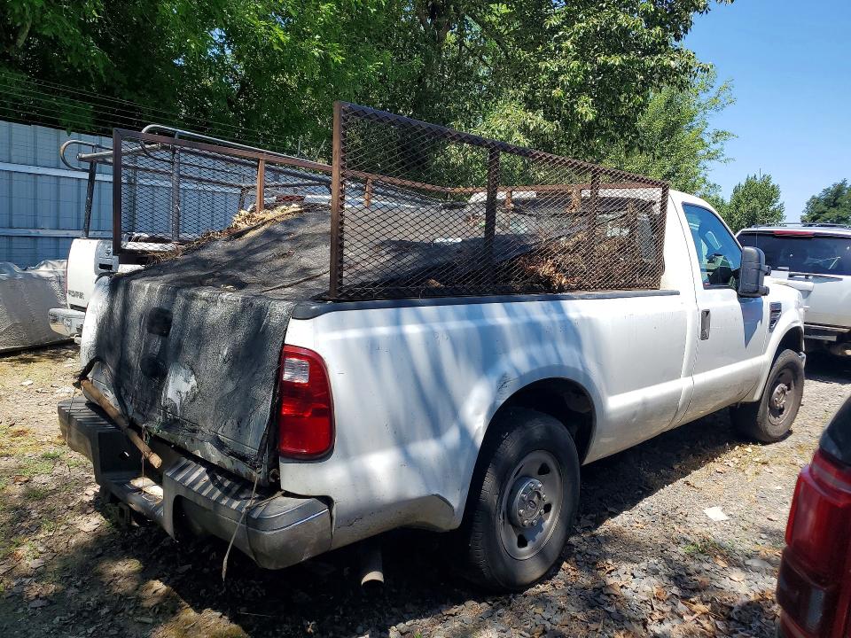 Photo 3 from auction – 2008 FORD F250 with VIN 1FTNF20598EC17329