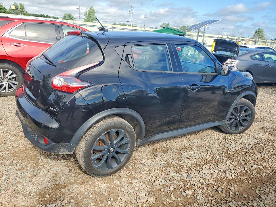 Photo 3 from auction – 2015 NISSAN JUKE with VIN JN8AF5MV6FT554094