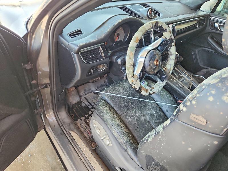 Photo 8 from auction – 2015 PORSCHE MACAN with VIN WP1AB2A51FLB65937