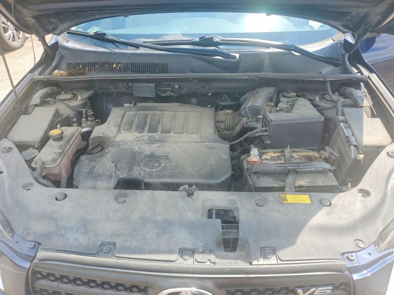 Photo 12 from auction – 2006 TOYOTA RAV4 with VIN JTMBK33V965010548