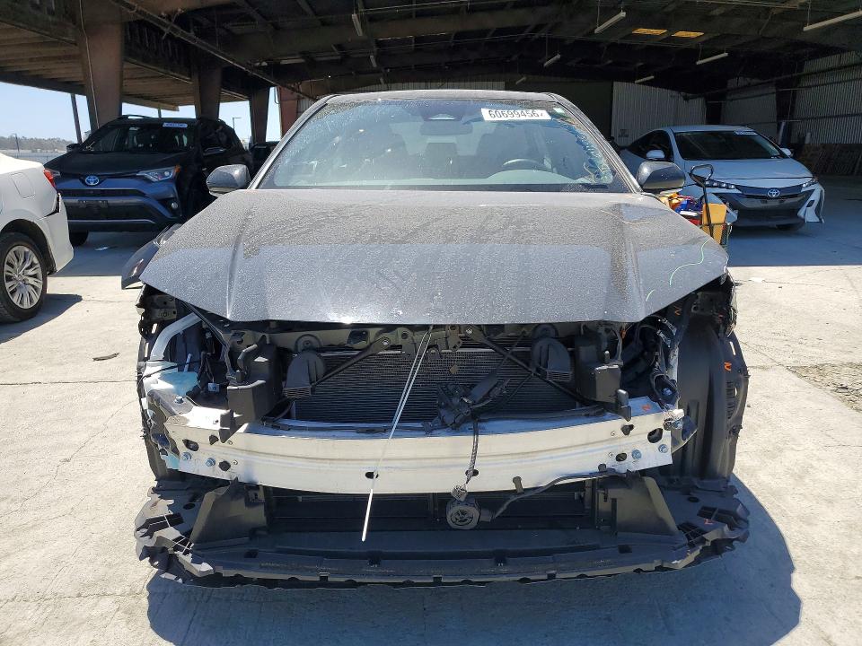 Photo 5 from auction – 2025 TOYOTA CAMRY with VIN 4T1DBADK2SU016995