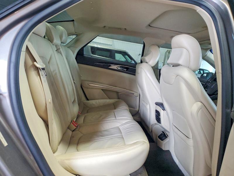 Photo 10 from auction – 2015 LINCOLN MKZ with VIN 3LN6L2LU4FR604098