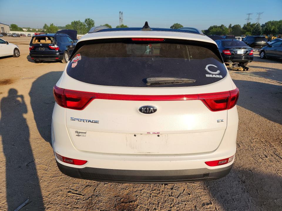 Photo 6 from auction – 2017 KIA SPORTAGE with VIN KNDPNCAC5H7220988