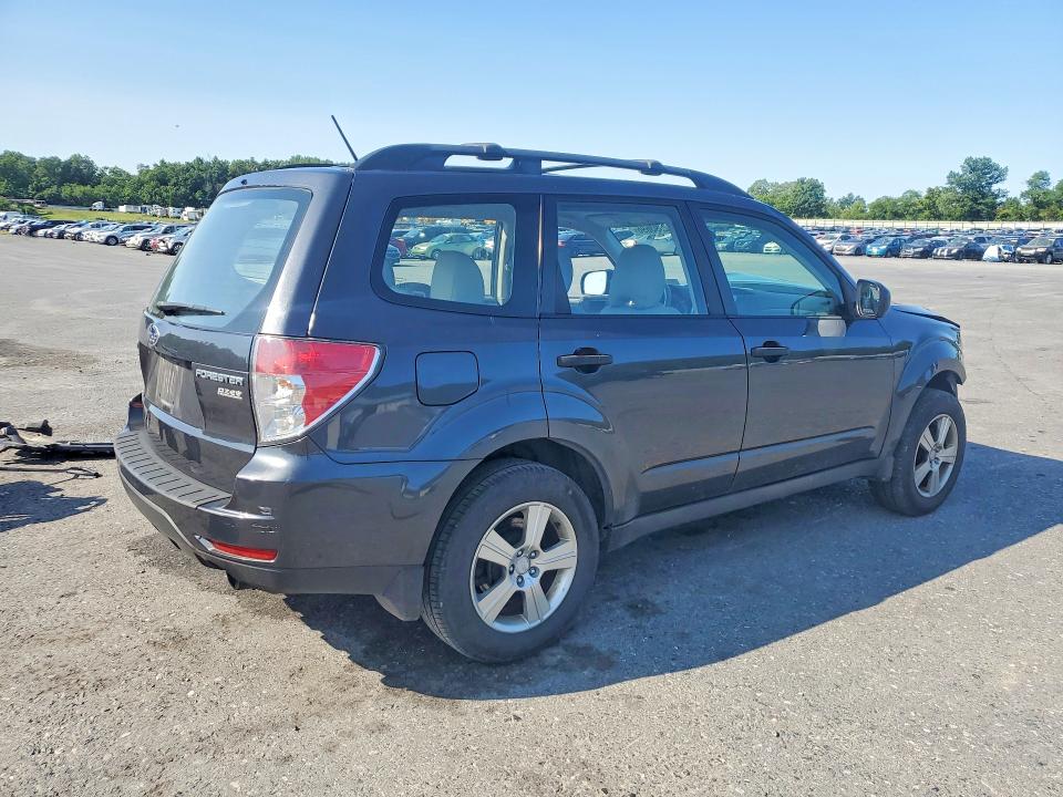 Photo 3 from auction – 2012 SUBARU FORESTER with VIN JF2SHABC7CH428041