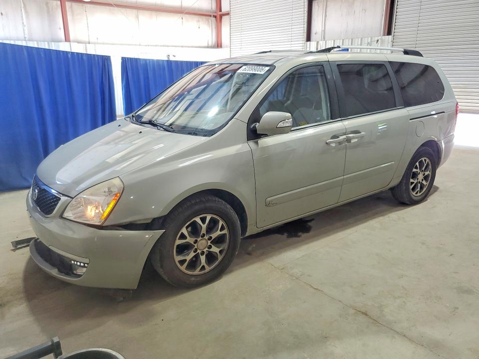 2014 KIA SEDONA