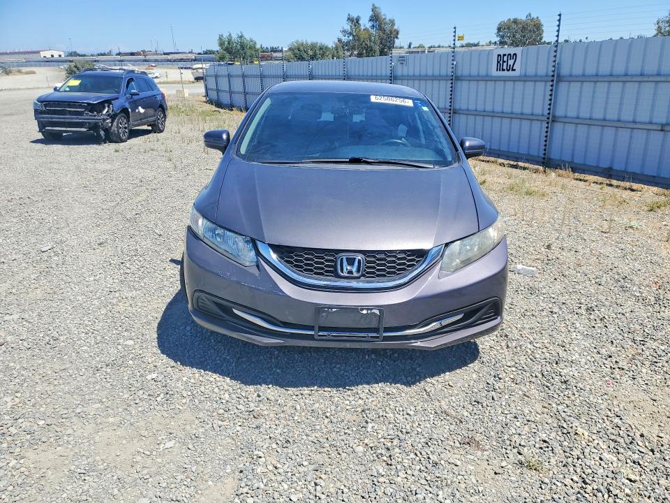 Photo 5 from auction – 2015 HONDA CIVIC with VIN 19XFB2F55FE013054
