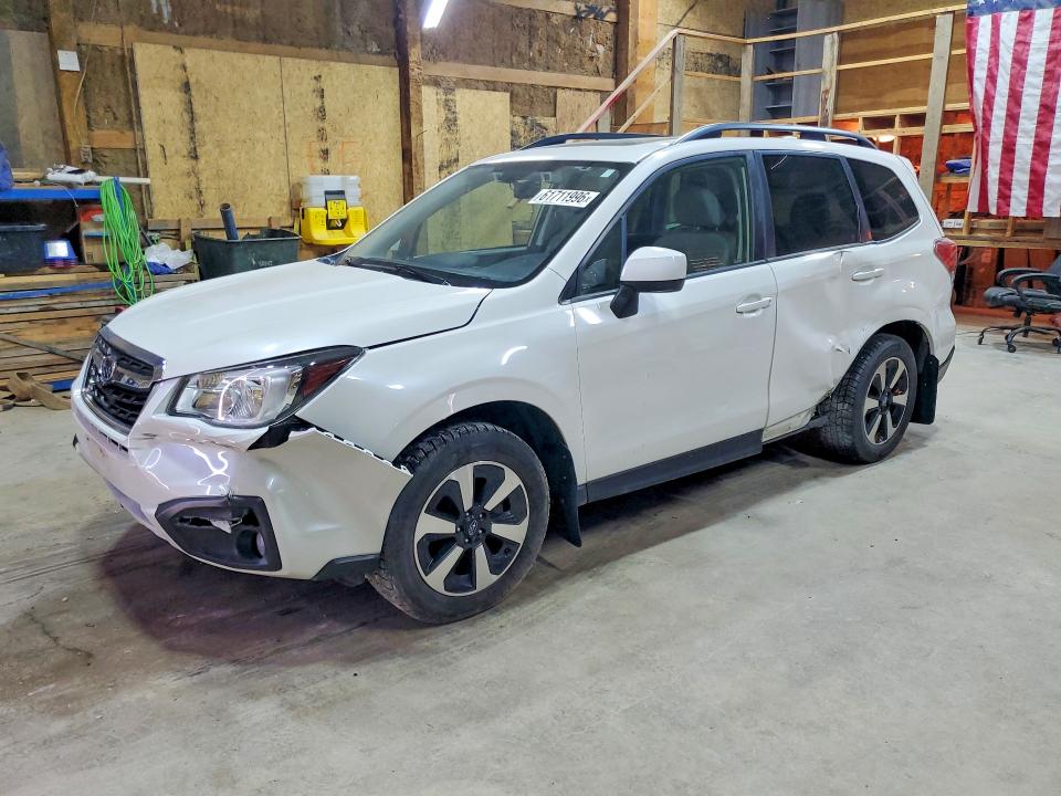 SUBARU FORESTER 2017 with VIN JF2SJAGC3HH541425 - Photo from auction