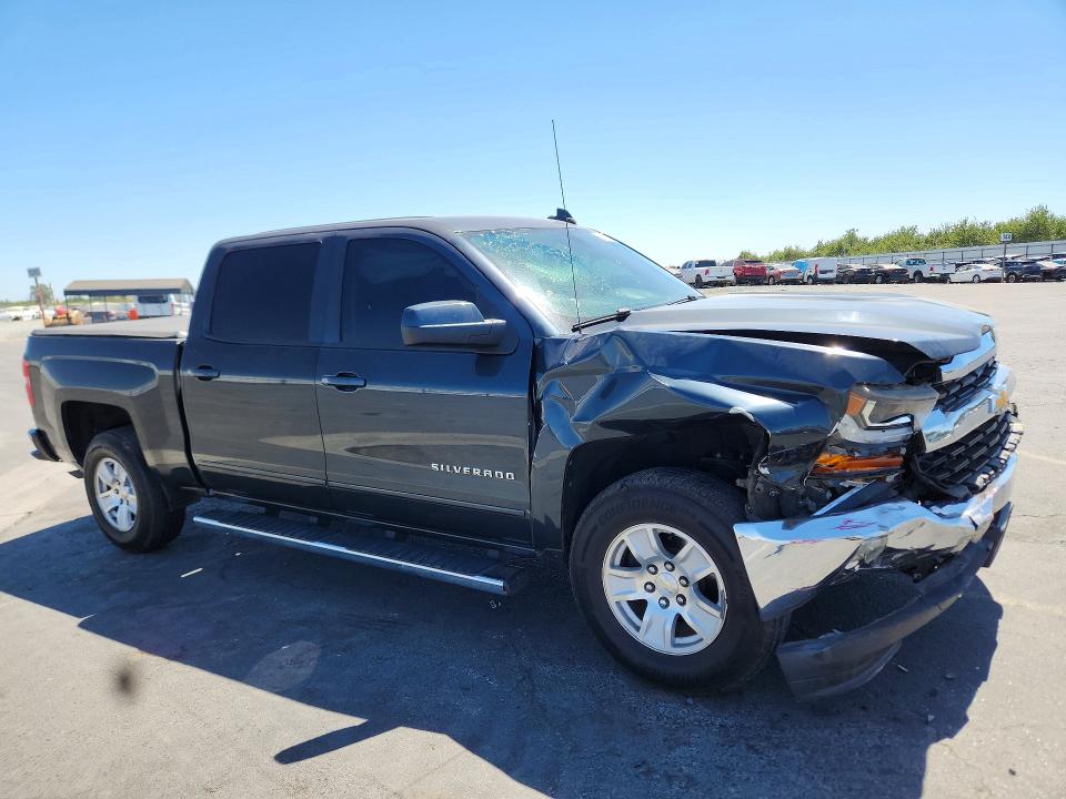 Photo 4 from auction – 2018 CHEVROLET SILVERADO with VIN 3GCUCRER0JG229795
