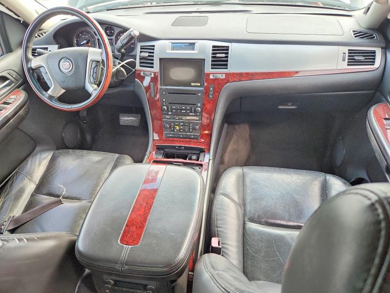 Photo 8 from auction – 2007 CADILLAC ESCALADE with VIN 3GYFK62827G282569