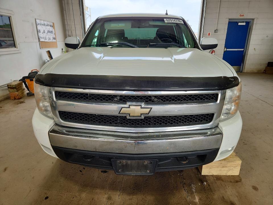 صورة رقم 5 من المزاد - 2007 CHEVROLET SILVERADO مع VIN 2GCEK133271627938