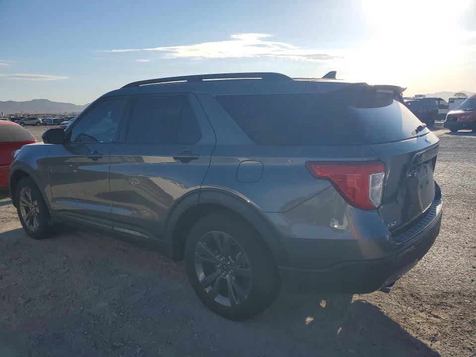 Photo 2 from auction – 2023 FORD EXPLORER with VIN 1FMSK7DH4PGA75776