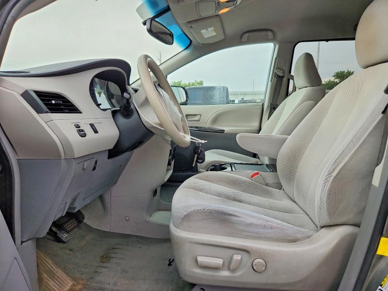 Photo 7 from auction – 2012 TOYOTA SIENNA with VIN 5TDKK3DC8CS208976