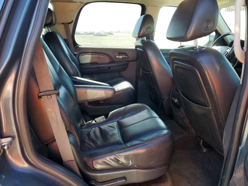 Photo 11 from auction – 2007 GMC YUKON with VIN 1GKFK63837J228592