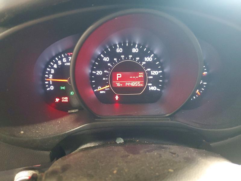 Photo 9 from auction – 2014 KIA SOUL with VIN KNDJX3A52E7022558