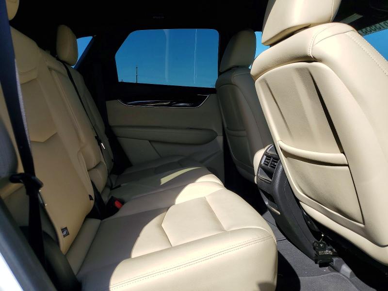 Photo 11 from auction – 2019 CADILLAC XT5 with VIN 1GYKNARS4KZ114158