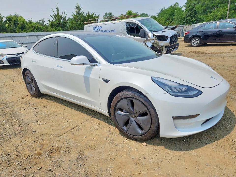 Photo 4 from auction – 2020 TESLA MODEL 3 with VIN 5YJ3E1EB8LF811758