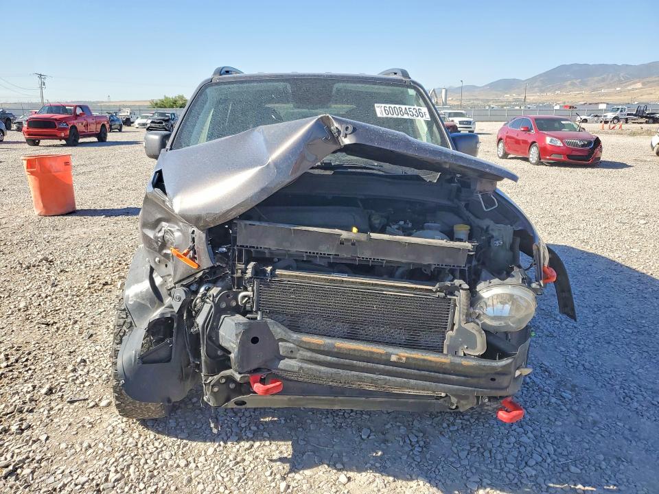 Photo 5 from auction – 2018 JEEP RENEGADE with VIN ZACCJBCBXJPH41108