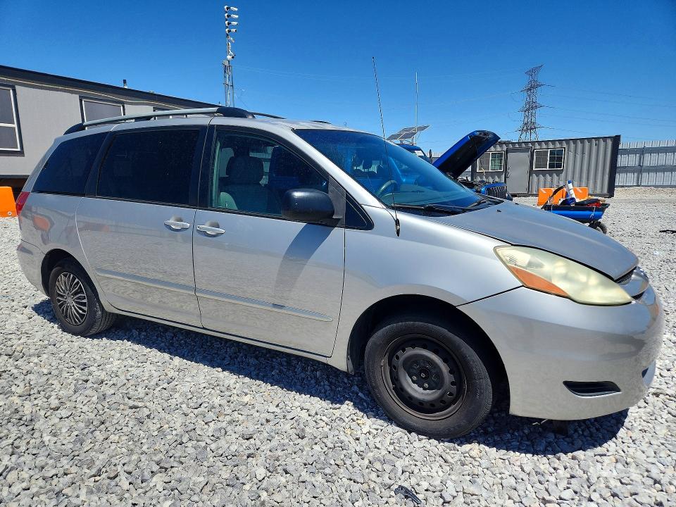 Photo 4 from auction – 2006 TOYOTA SIENNA with VIN 5TDZA23C56S546904