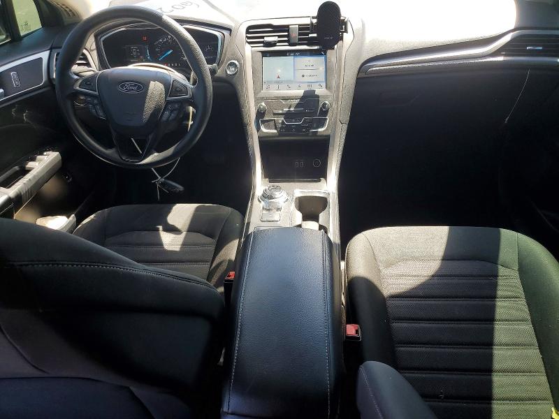 Photo 8 from auction – 2019 FORD FUSION with VIN 3FA6P0LU1KR284655