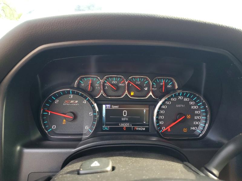 Photo 9 from auction – 2016 CHEVROLET SILVERADO with VIN 3GCUKREC3GG343765