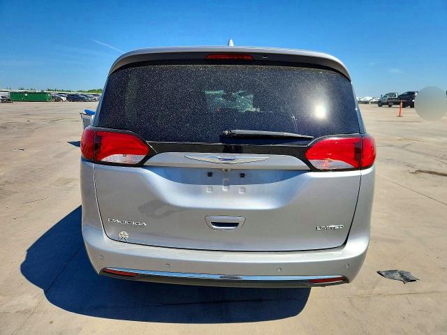 Photo 6 from auction – 2018 CHRYSLER PACIFICA with VIN 2C4RC1GG3JR245891