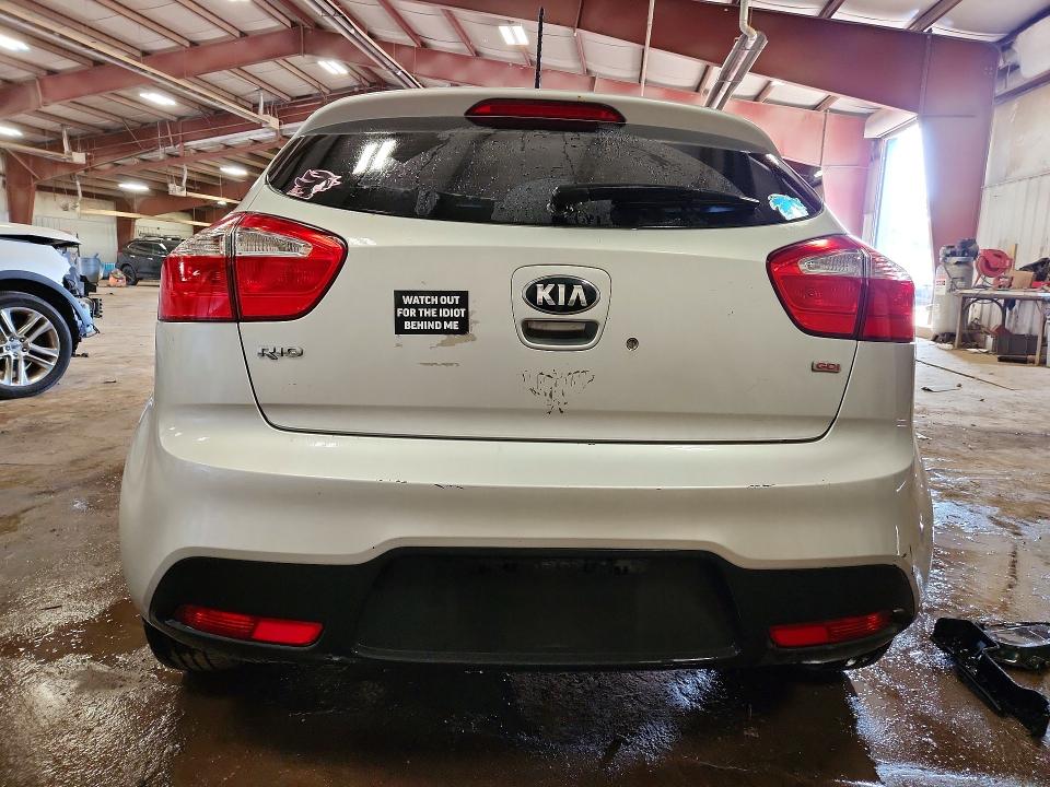 Photo 6 from auction – 2015 KIA RIO with VIN KNADM5A35F6499845