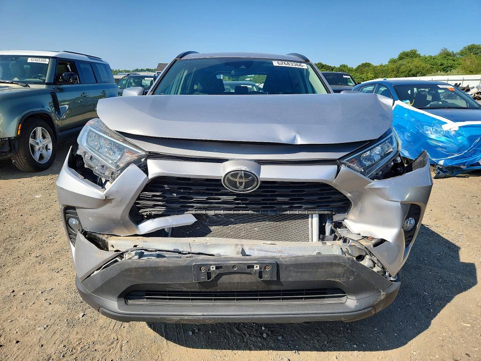 Photo 5 from auction – 2021 TOYOTA RAV4 with VIN 2T3P1RFV7MC158986