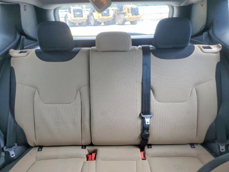 Photo 10 from auction – 2017 JEEP RENEGADE with VIN ZACCJAAH8HPF73416