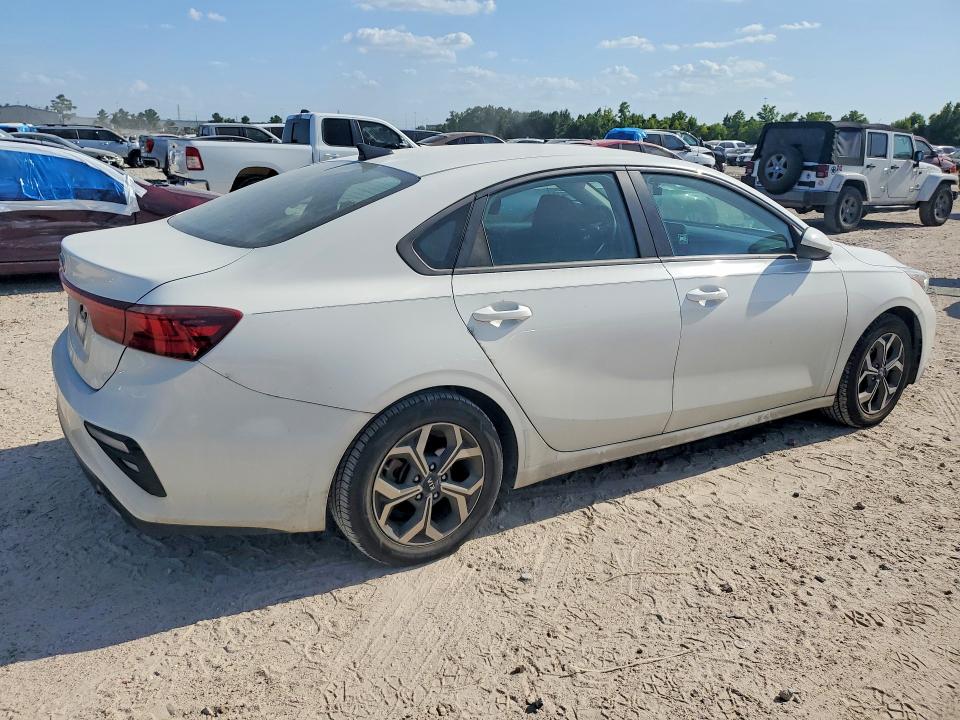Photo 3 from auction – 2019 KIA FORTE with VIN 3KPF24AD2KE131342