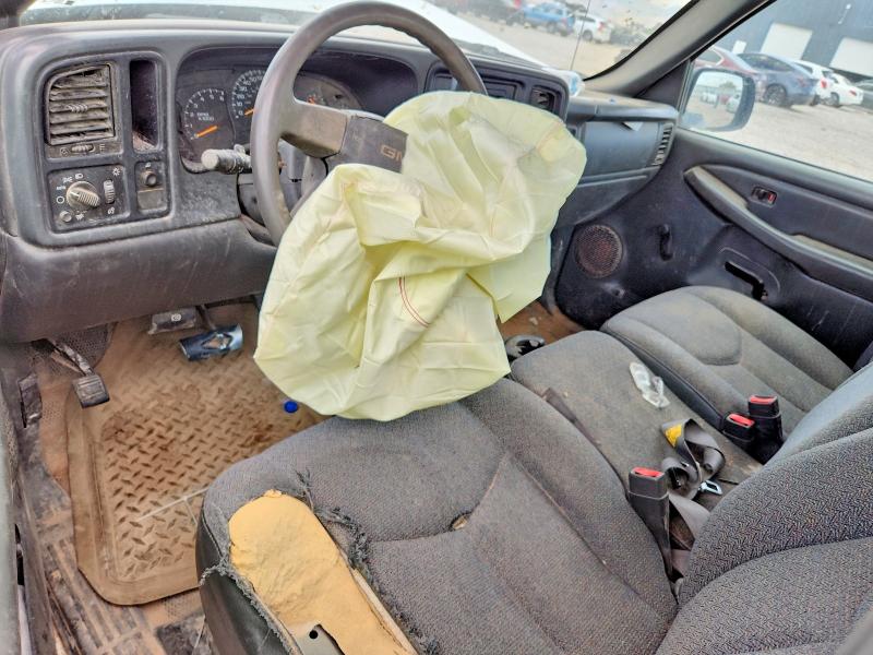 Photo 8 from auction – 2006 GMC NEW SIERRA with VIN 3GTEK14V26G249884