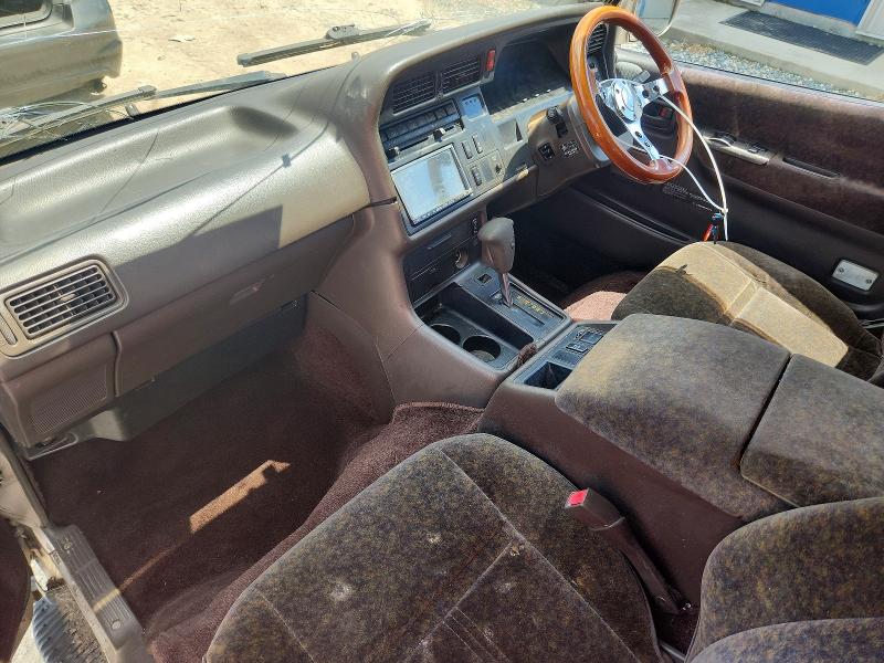 Photo 8 from auction – 1994 TOYO HIACE with VIN KZH1061008178