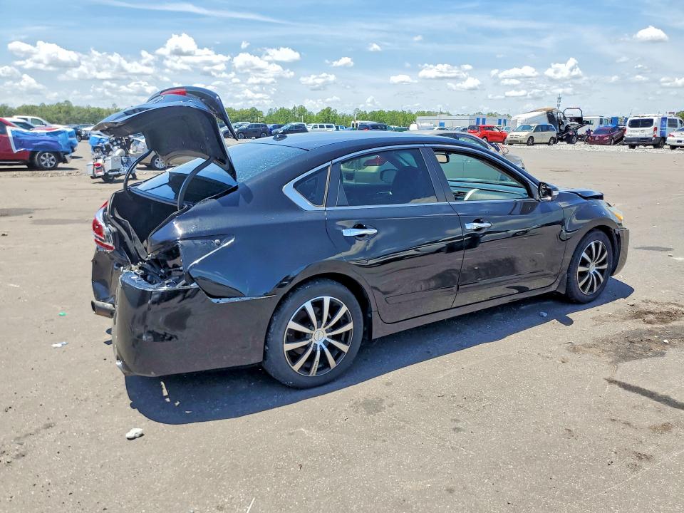 Photo 3 from auction – 2015 NISSAN ALTIMA with VIN 1N4AL3AP9FN353900