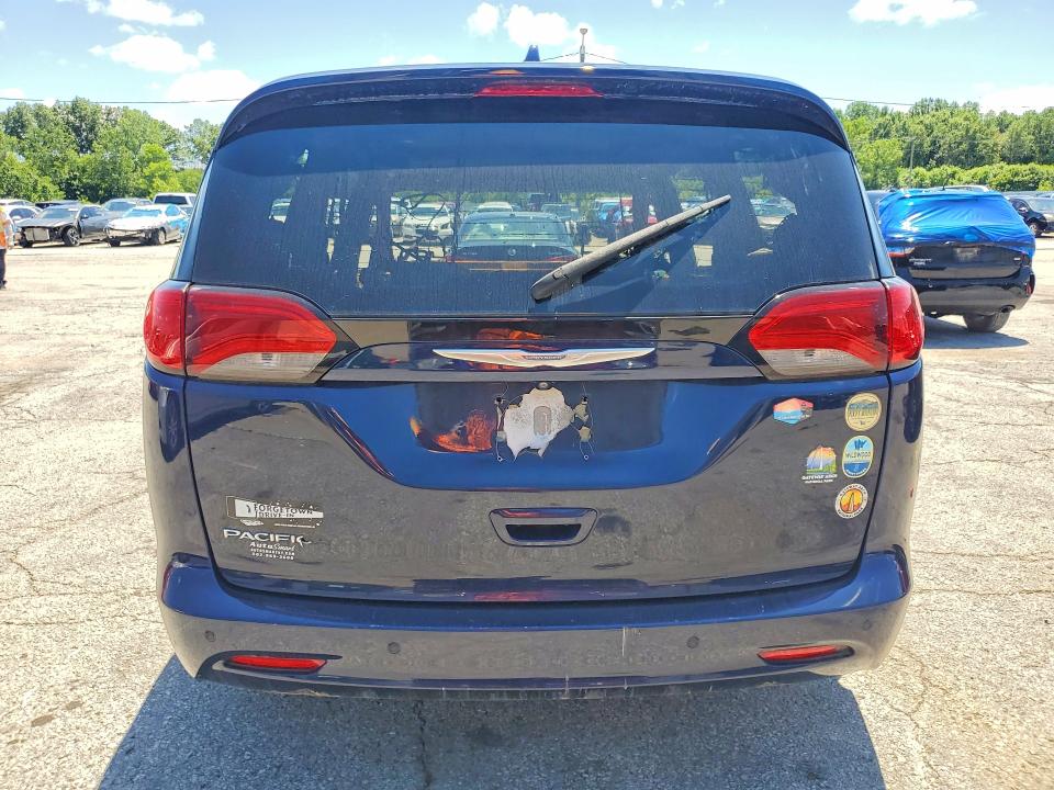 Photo 6 from auction – 2018 CHRYSLER PACIFICA with VIN 2C4RC1CG2JR148526