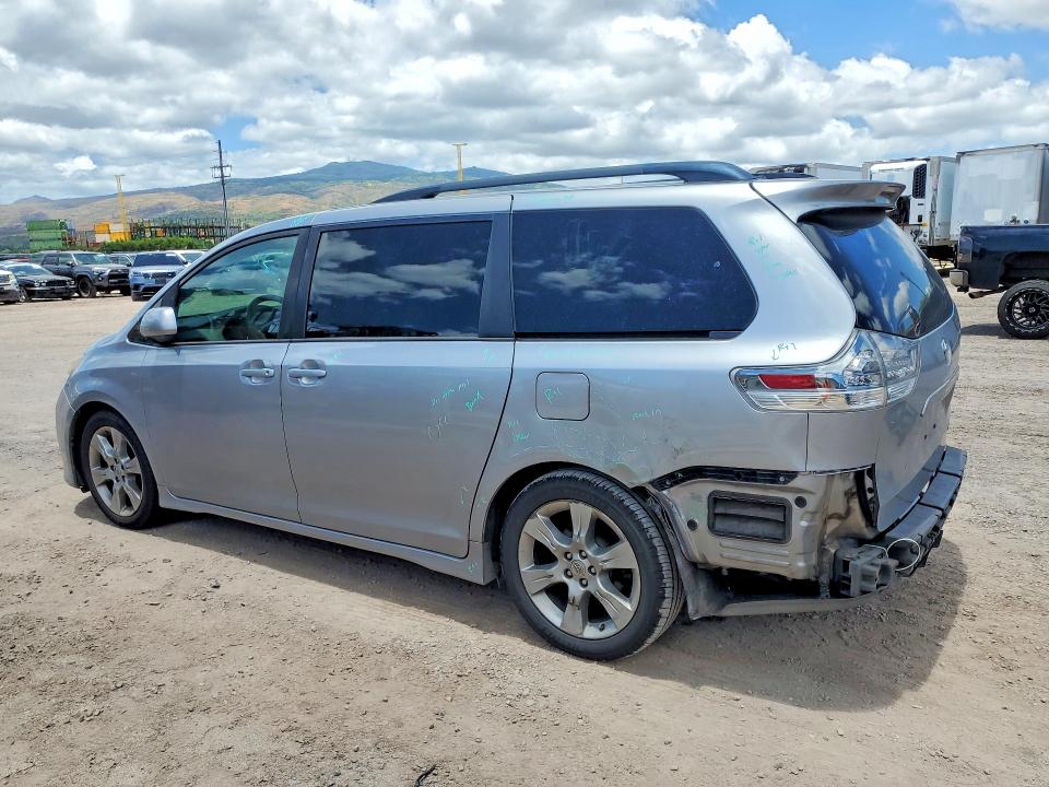 Photo 2 from auction – 2012 TOYOTA SIENNA with VIN 5TDXK3DC3CS249795