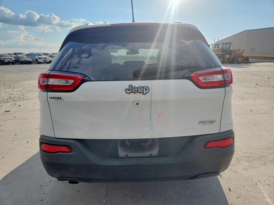 صورة رقم 6 من المزاد - 2018 JEEP CHEROKEE مع VIN 1C4PJLCB3JD559109