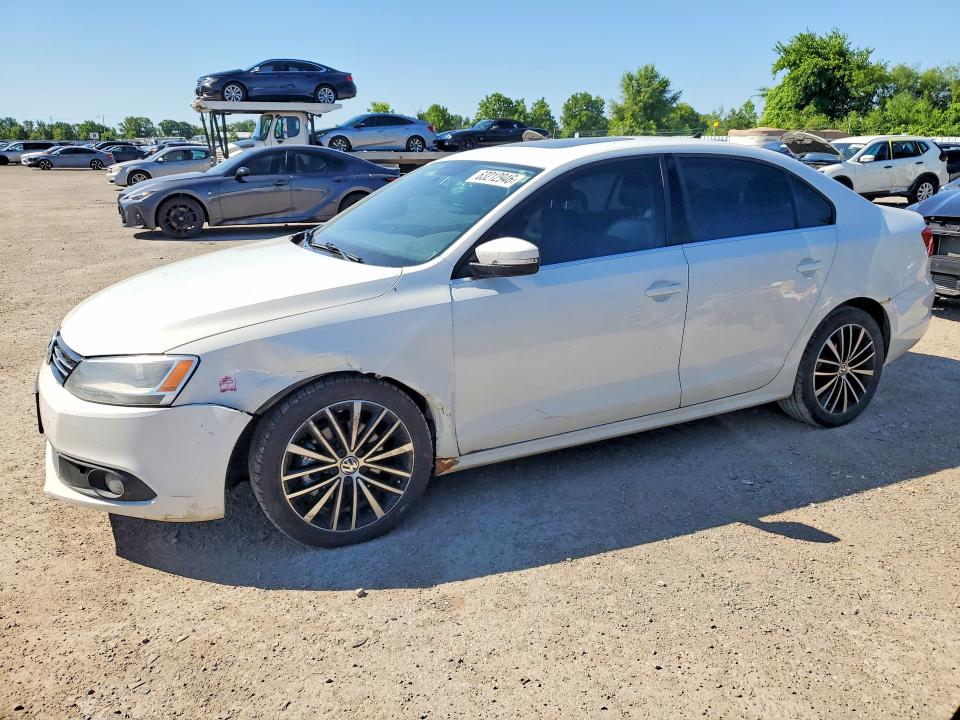Photo 1 from auction – 2014 VOLKSWAGEN JETTA with VIN 3VWL07AJ6EM268551