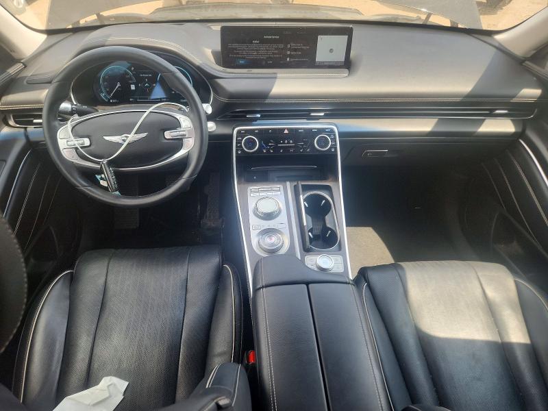 Photo 8 from auction – 2023 GENESIS GV80 with VIN KMUHBDSB9PU103758