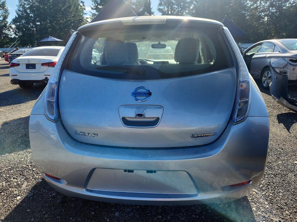 Photo 6 from auction – 2012 NISSAN LEAF with VIN JN1AZ0CP7CT023915