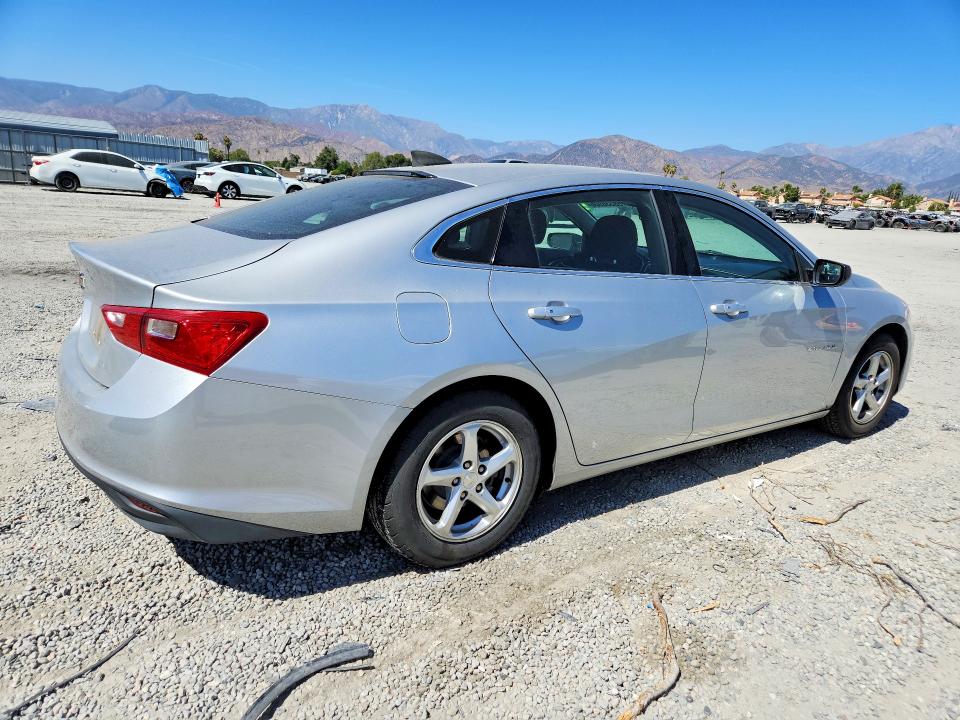 Photo 3 from auction – 2018 CHEVROLET MALIBU with VIN 1G1ZB5ST9JF277601