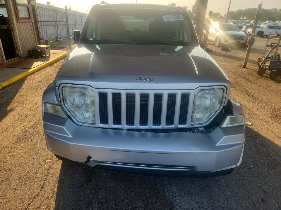 Photo 5 from auction – 2008 JEEP LIBERTY with VIN 1J8GN28K48W244740